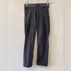 Lululemon logo waistband leggings with pockets